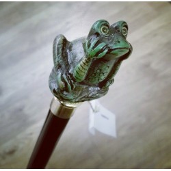 Walking stick - green frog
